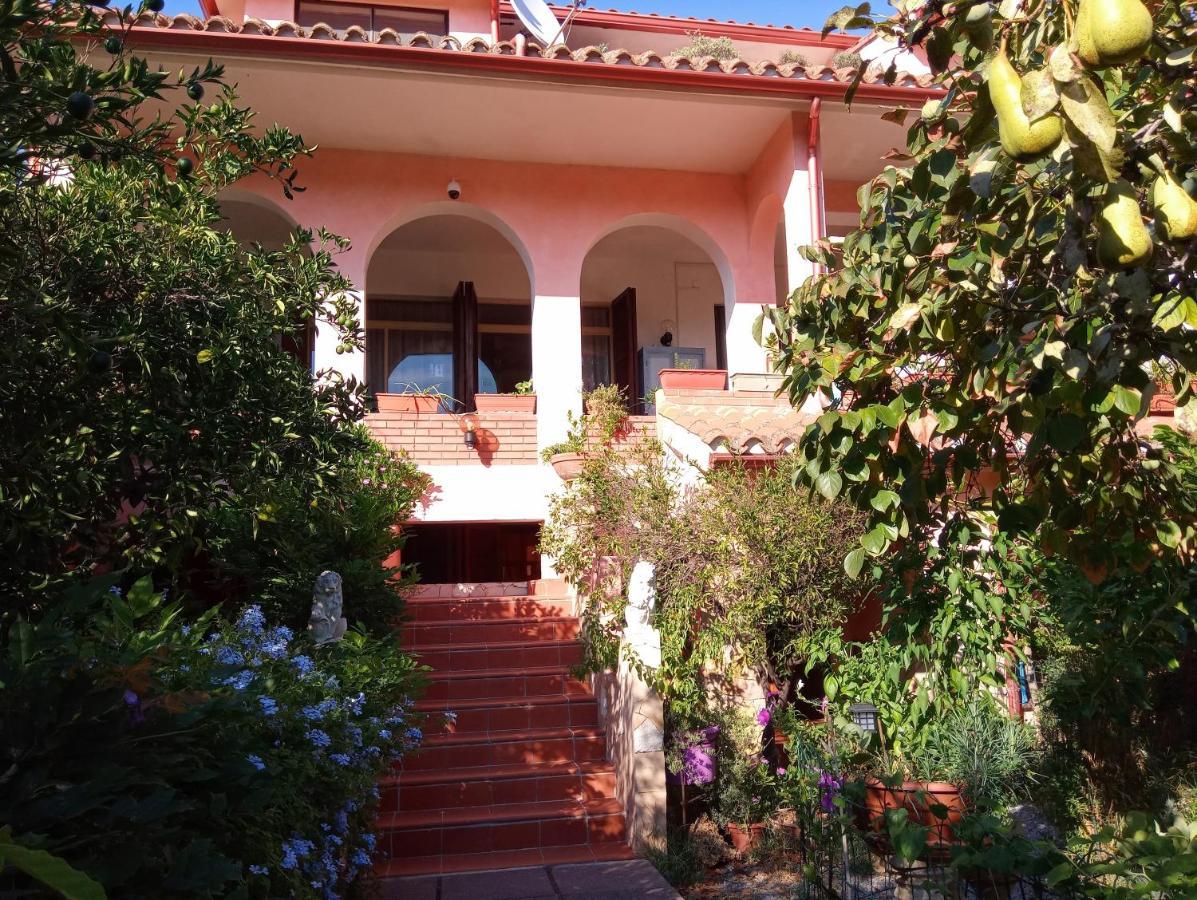 Villa Corrias Siliqua Exterior photo