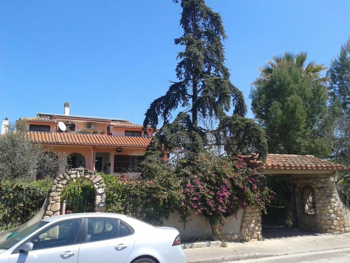 Villa Corrias Siliqua Exterior photo